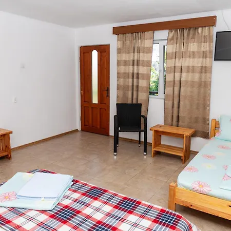 Casa Tudor Gazde/Camere de închiriat