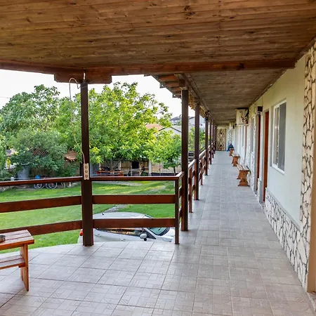Gazde/Camere de închiriat Casa Tudor