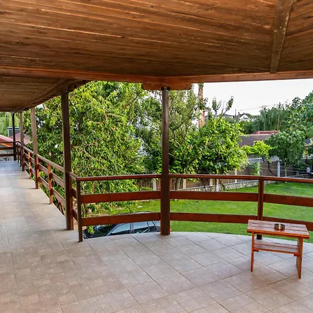 Gazde/Camere de închiriat Casa Tudor